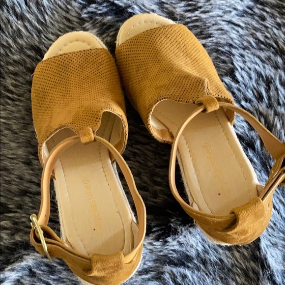 Tan Espadrille Wedges - Picture 3 of 6